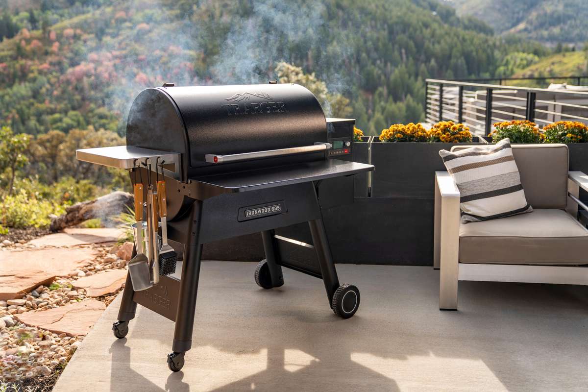 Traeger Ironwood 885 - D2 Pellet Grill