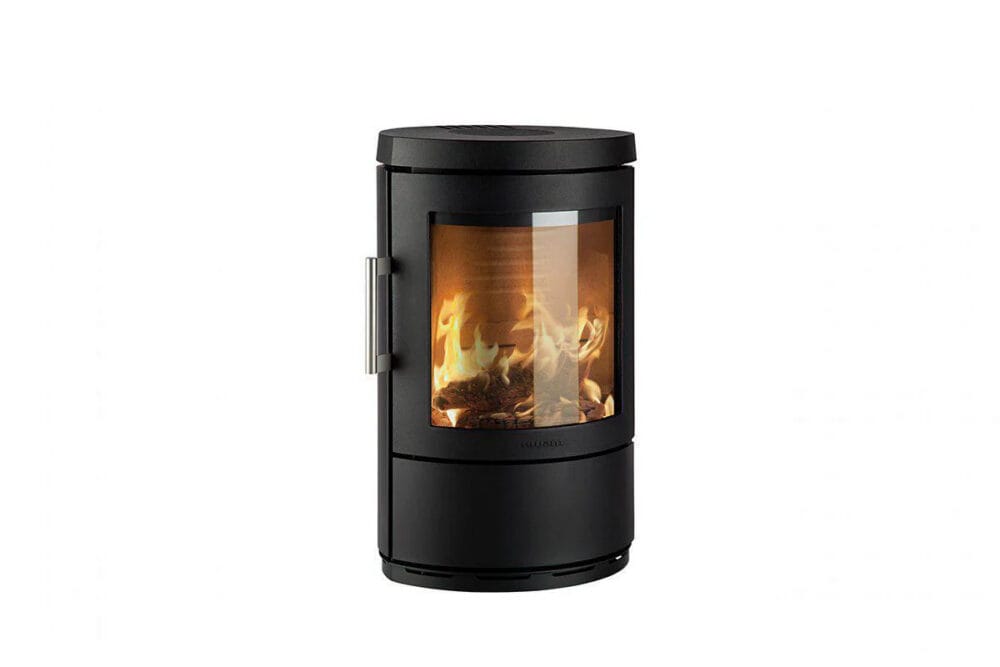 Hwam 3110C - Plinth/Black/150mm Flue/Traditional Handle